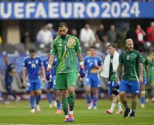 瑞士队凭借守备坚固,锋线进攻毫不留情的球队